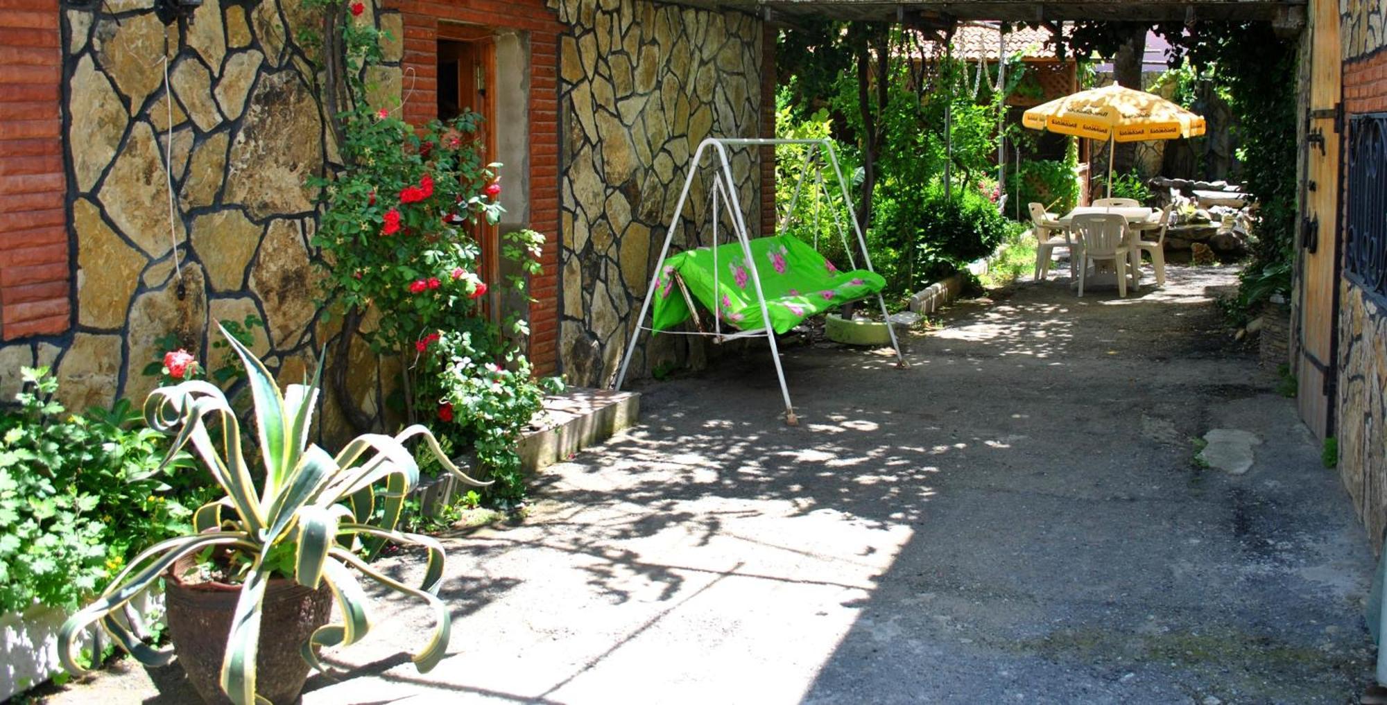 Tamar Guest House Gori Exterior foto